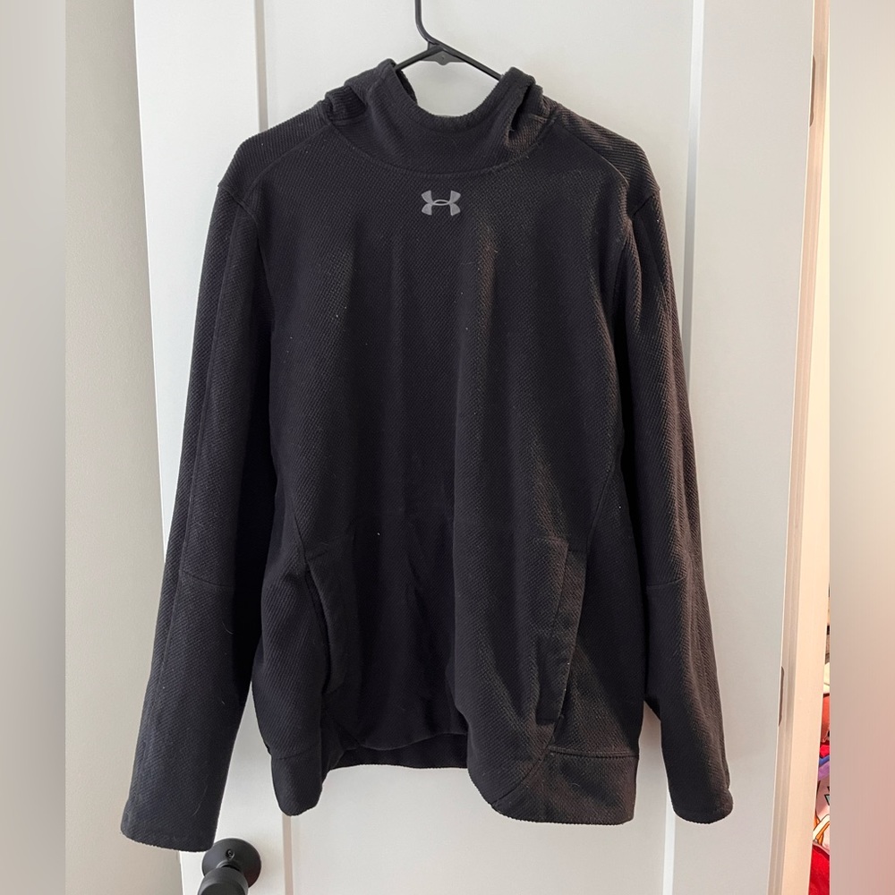 Under Armour. Large. Hooded Sweatshirt.